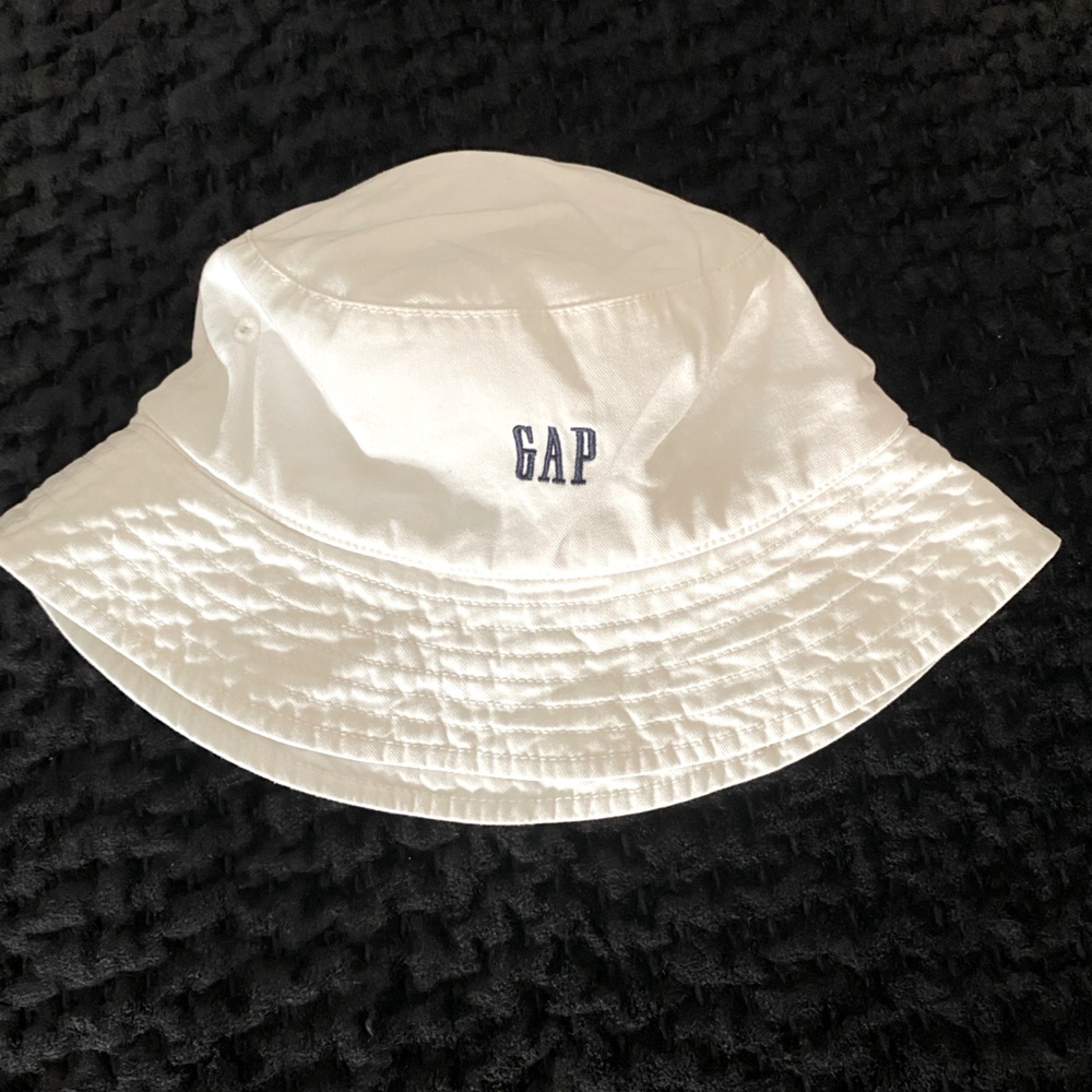 GAP Kids Hat, size S-M